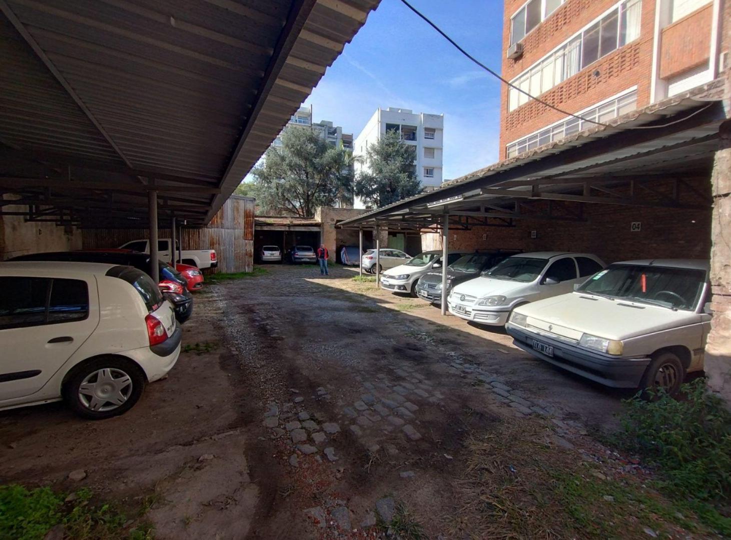 TERRENO EN VENTA DE 1080 M2 EN BARRIO LOURDES