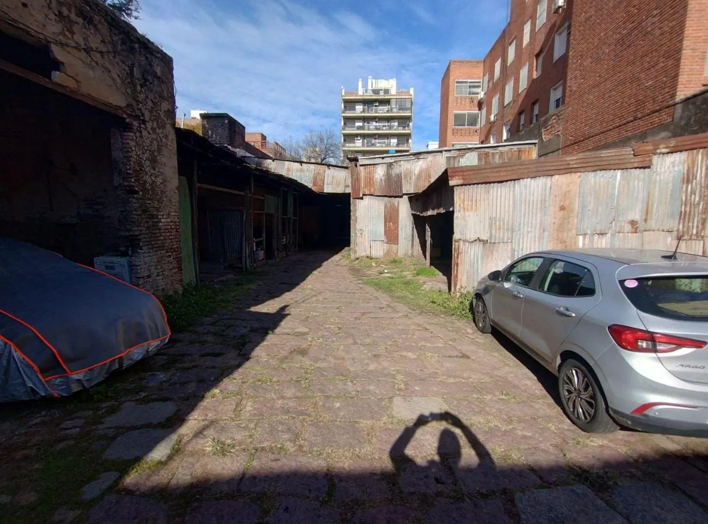 TERRENO EN VENTA DE 1080 M2 EN BARRIO LOURDES 5