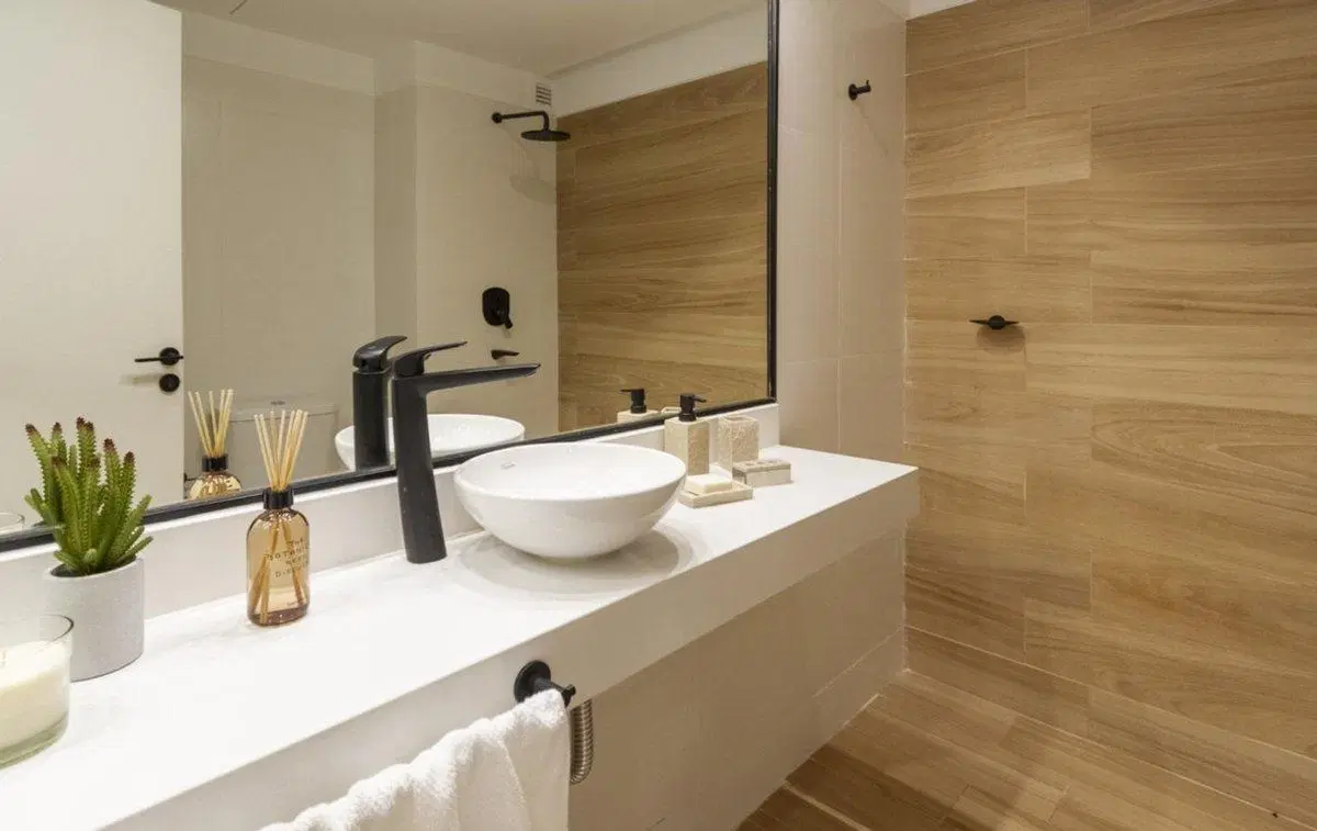 EN VENTA ZONA RIO. UN DORMITORIO DE CALIDAD 5