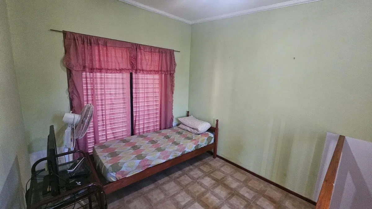 DOS CASAS EN VENTA EN UN MISMO LOTE 4
