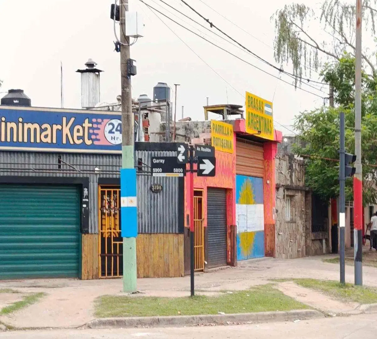 VENTA PH DE TRES DORM BARRIO TRIANGULO 5