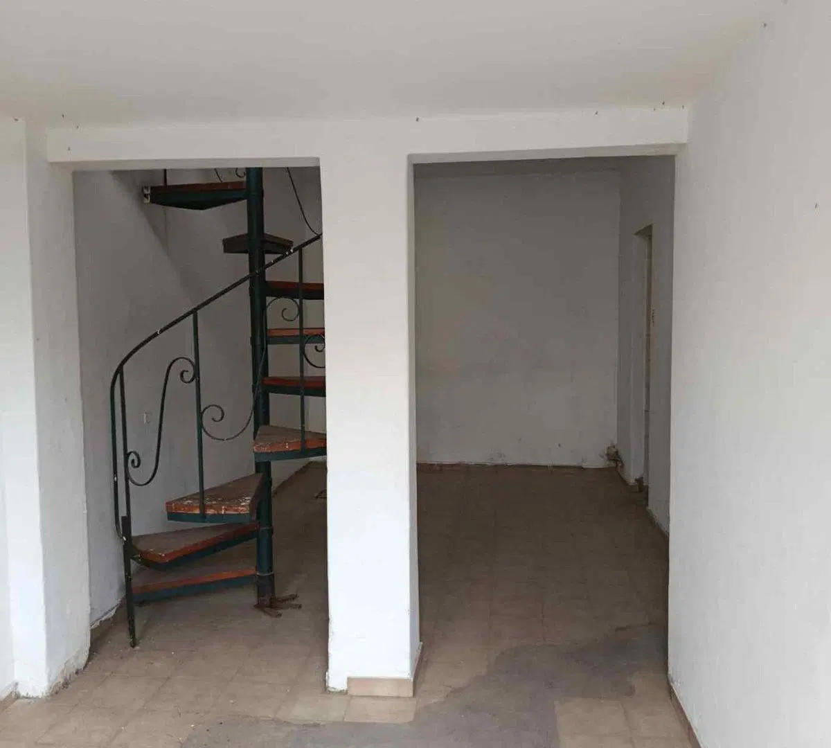 VENTA PH DE TRES DORM BARRIO TRIANGULO 4