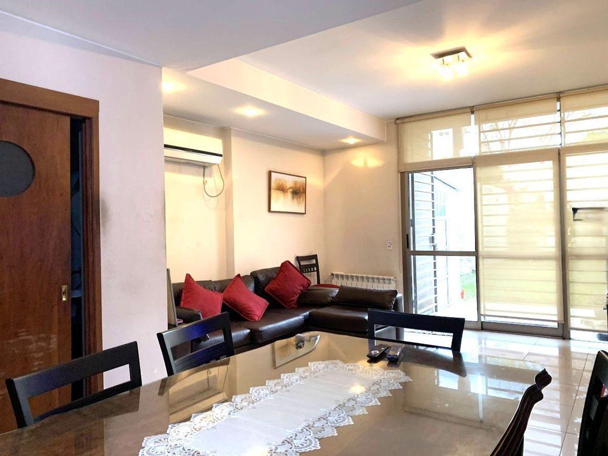 Foto de CASA 3 DORMITORIOS CON JARDÍN Y PARRILLERO – CURA, imagen 3