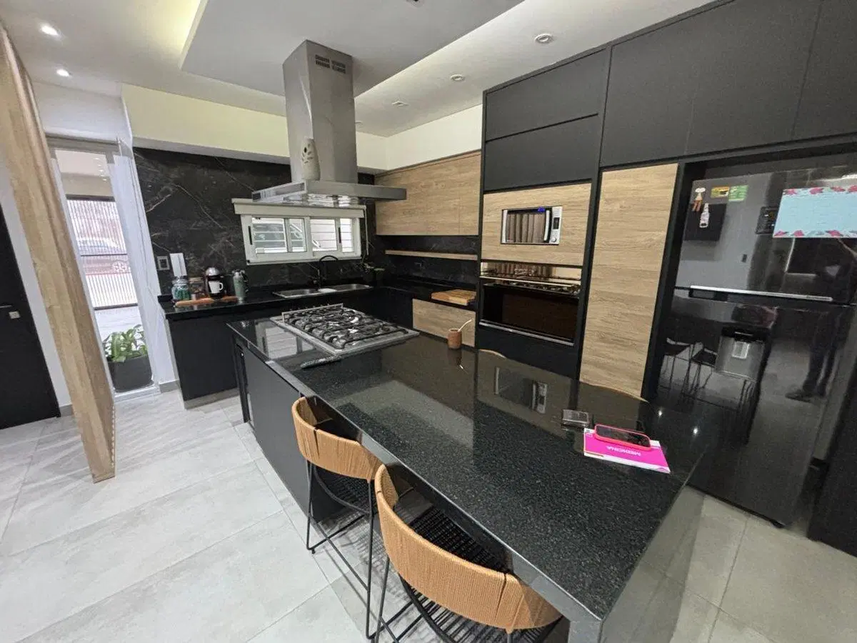 VENTA CASA 3 DORMITORIOS. EXCELENTE CALIDAD 3