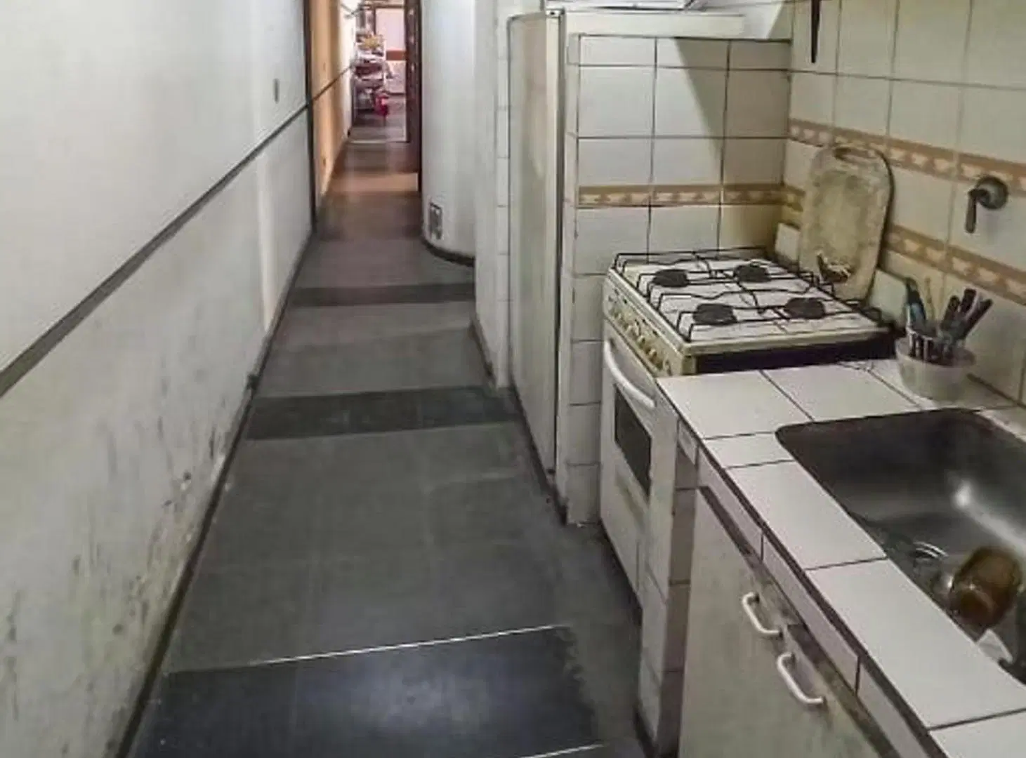 Venta Galpon Bv Oroño y Amenabar 5