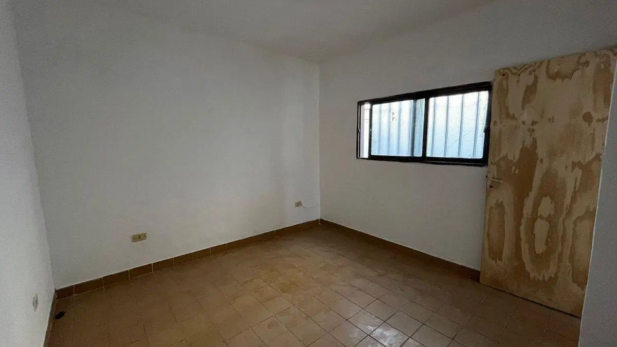 Venta Edificio Inversion. Esquina tres plantas. 5