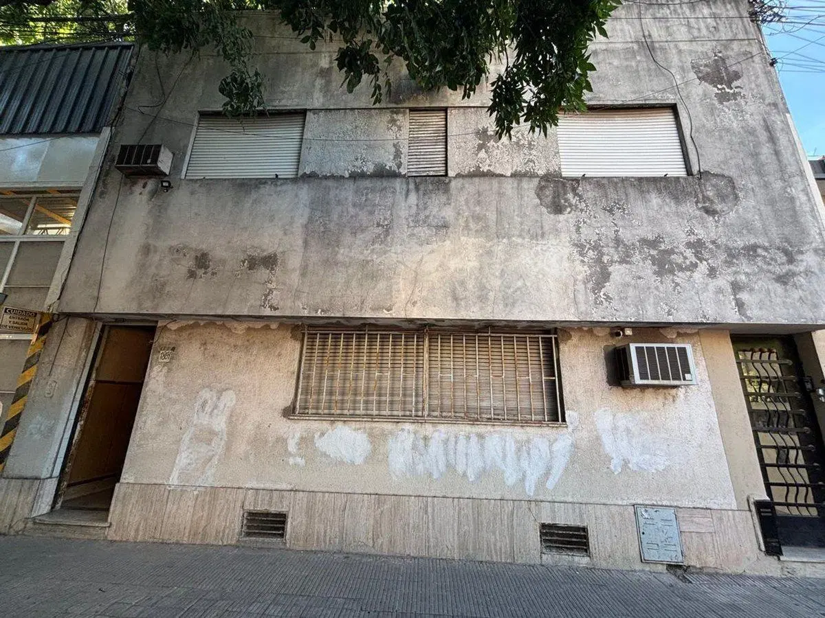VENTA LOTE PARA CONSTRUCTORA EN ABASTO 4