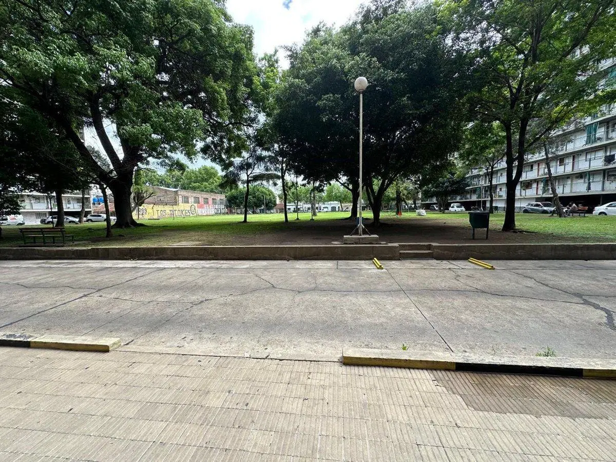 Depto. a reciclar en edificio empleados d comercio 2