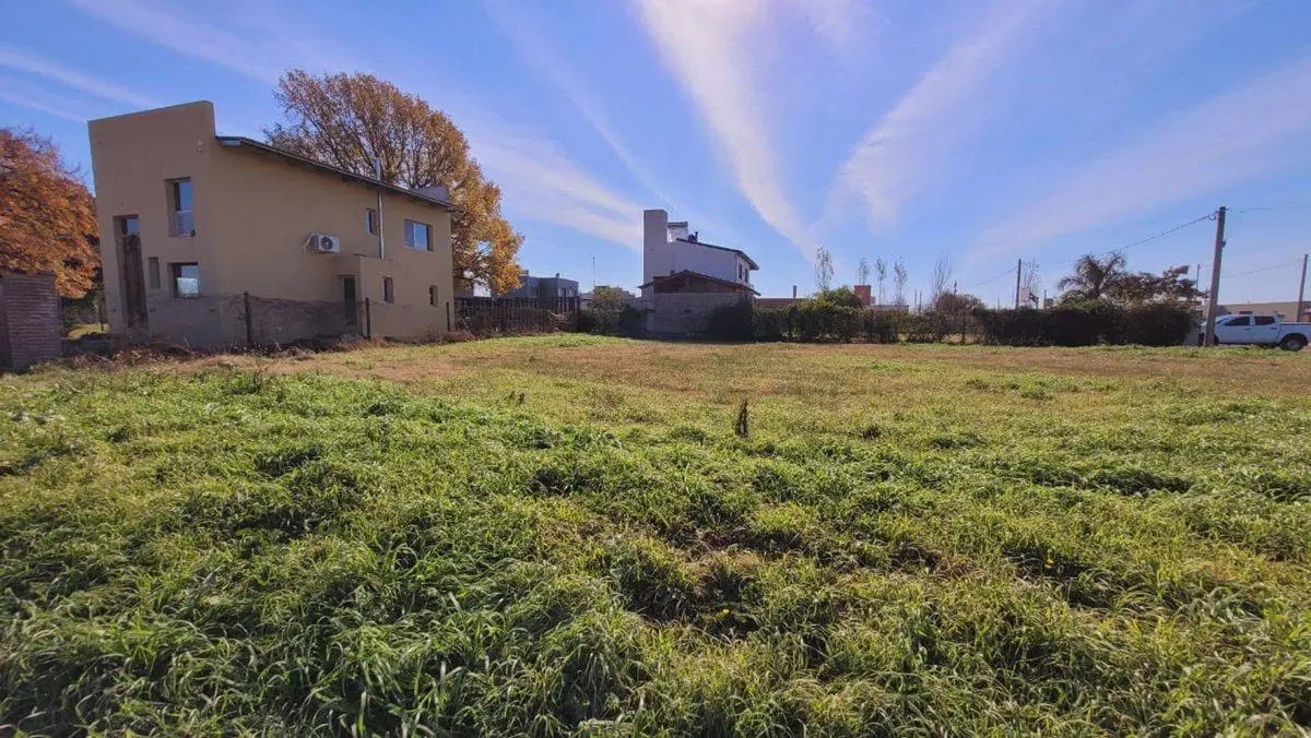 Venta Lote 400 m2 en  Funes Town 5