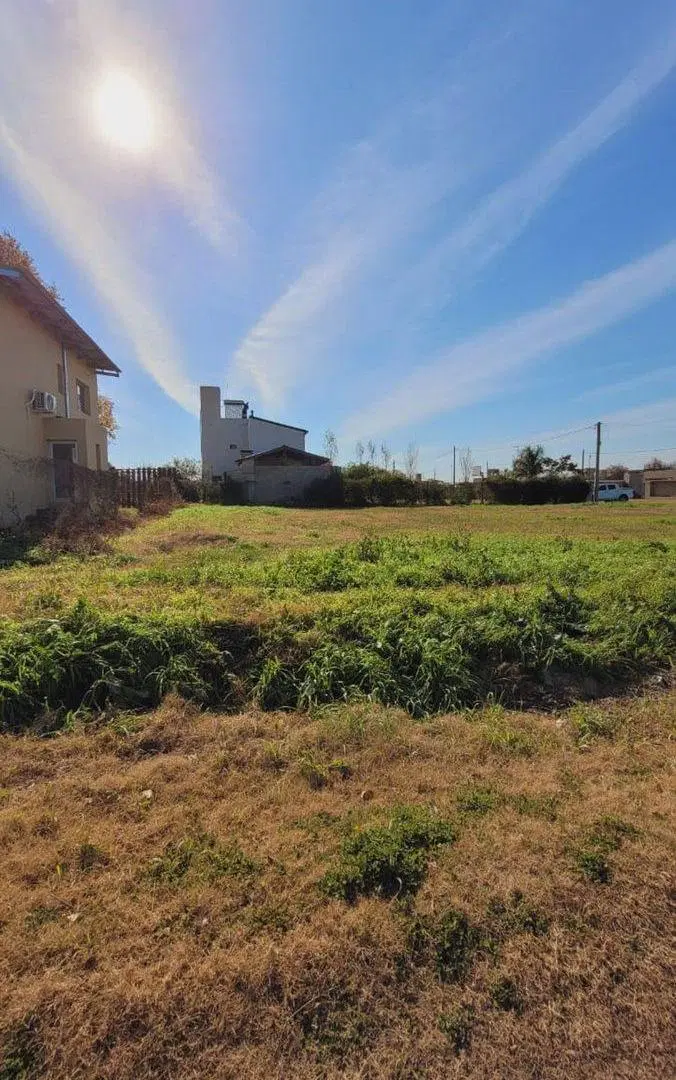 Venta Lote 400 m2 en  Funes Town 3