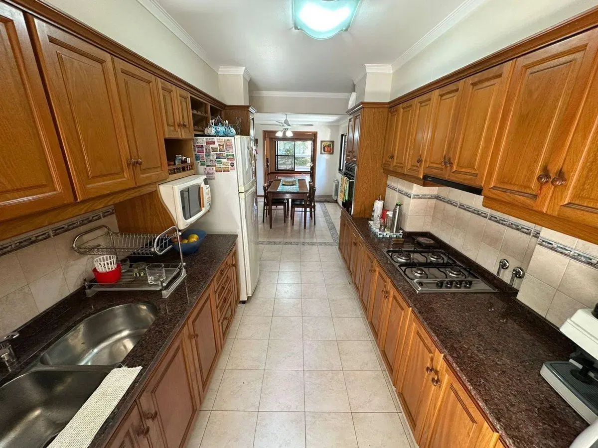 VENTA PISO EXCL 3 DORMITORIOS, PARRILLA, BALCON. 2