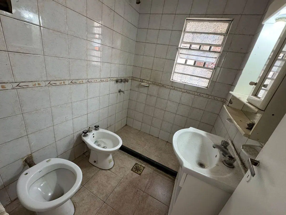 VENTA CASA 2 DORMITORIOS COCHERA Y PATIO 4
