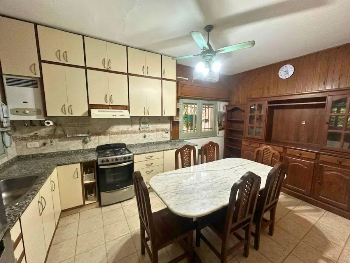 VENTA CASA 3 DORMITORIOS FLORIDA RIO APTA CREDITO 5