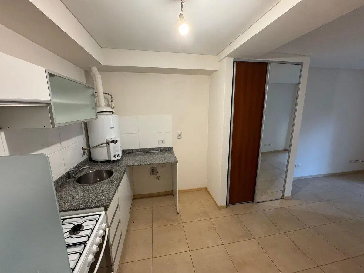 VENTA DEPARTAMENTO MONOAMBIENTE EN BARRIO LOURDES 2