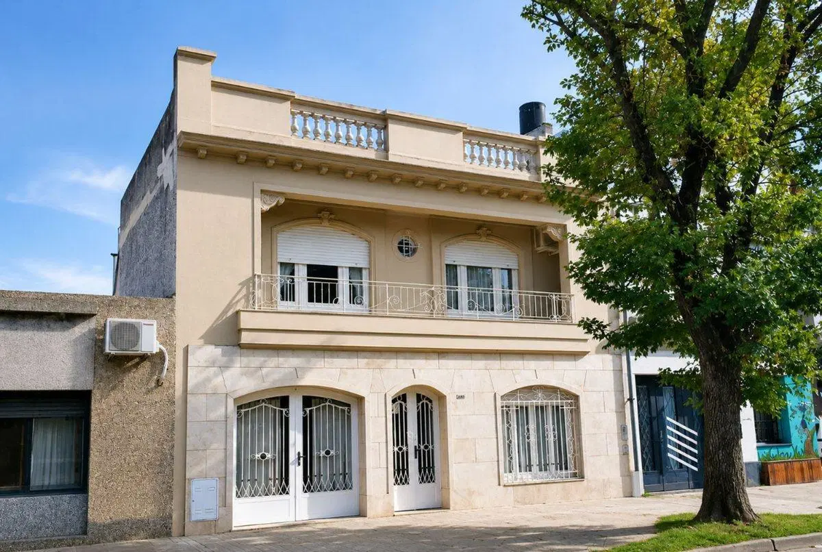 Venta casa 4 dormitorios con jardin y parrilla 4