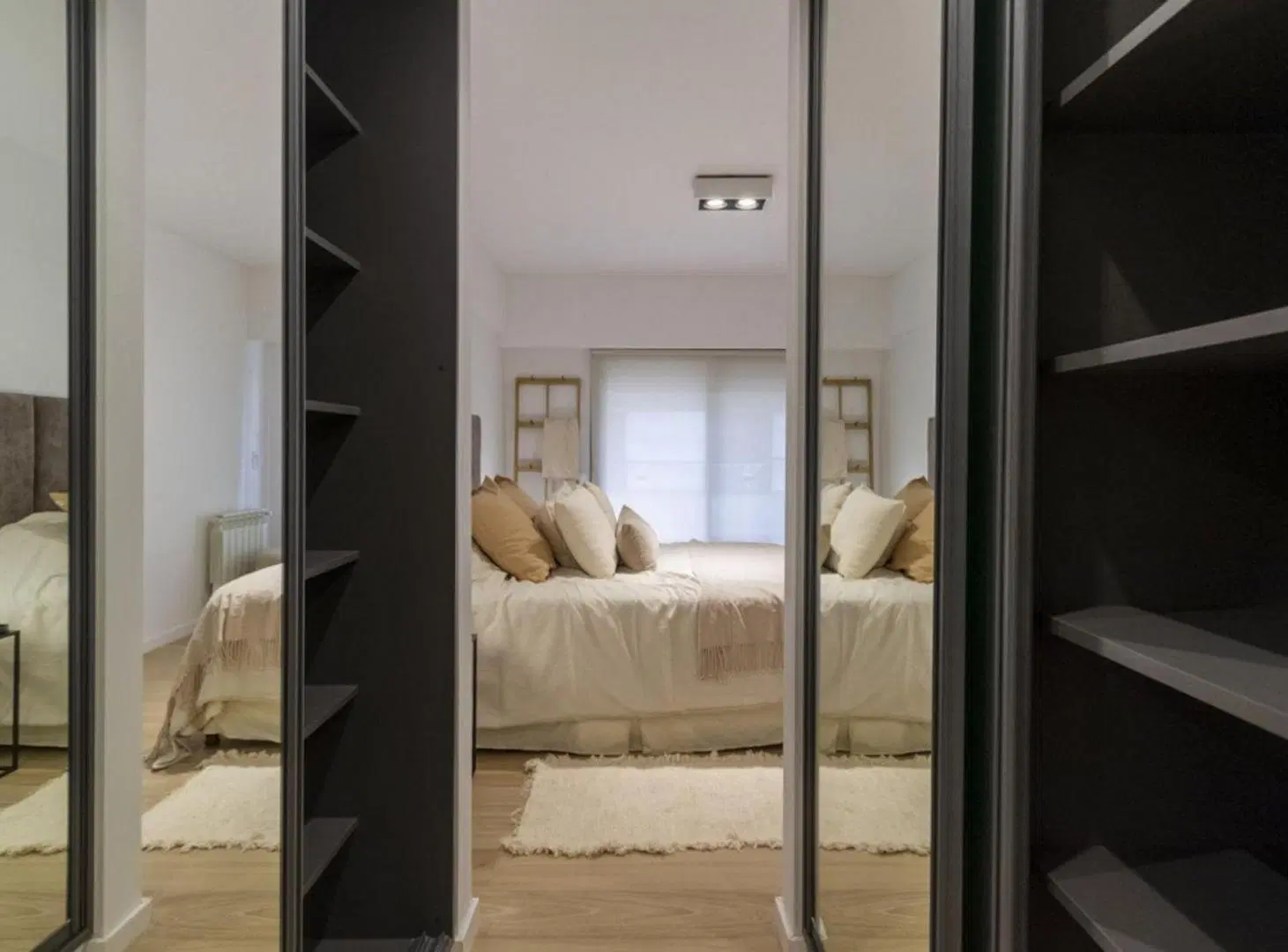 EN VENTA ZONA RIO. DOS DORMITORIOS DE CALIDAD 4