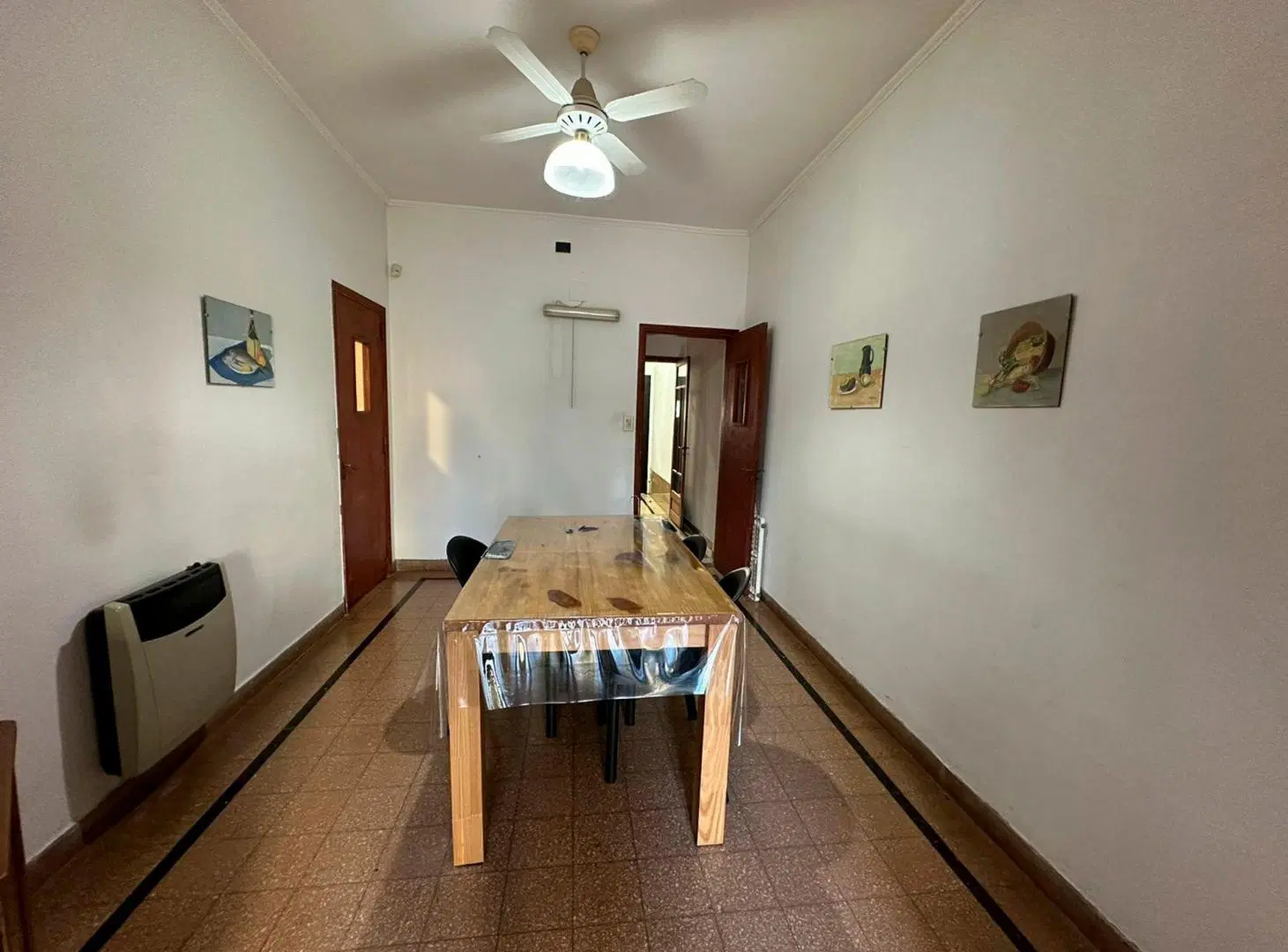VENTA CASA 3 DORMITORIOS -COCHERA- QUINCHO. CENTRO 3