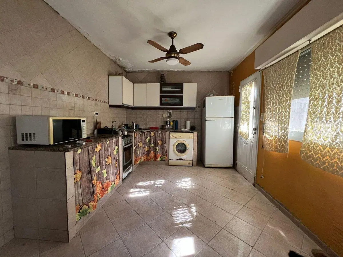 VENTA GALPON CON CASA 2 DORMITORIOS EN BELGRANO 5