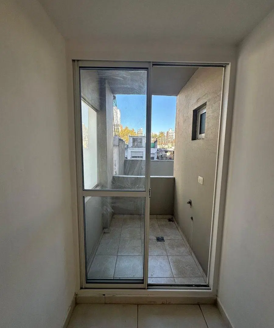 VENTA DEPARTAMENTO 1 DORMITORIO BARRIO MARTIN 5