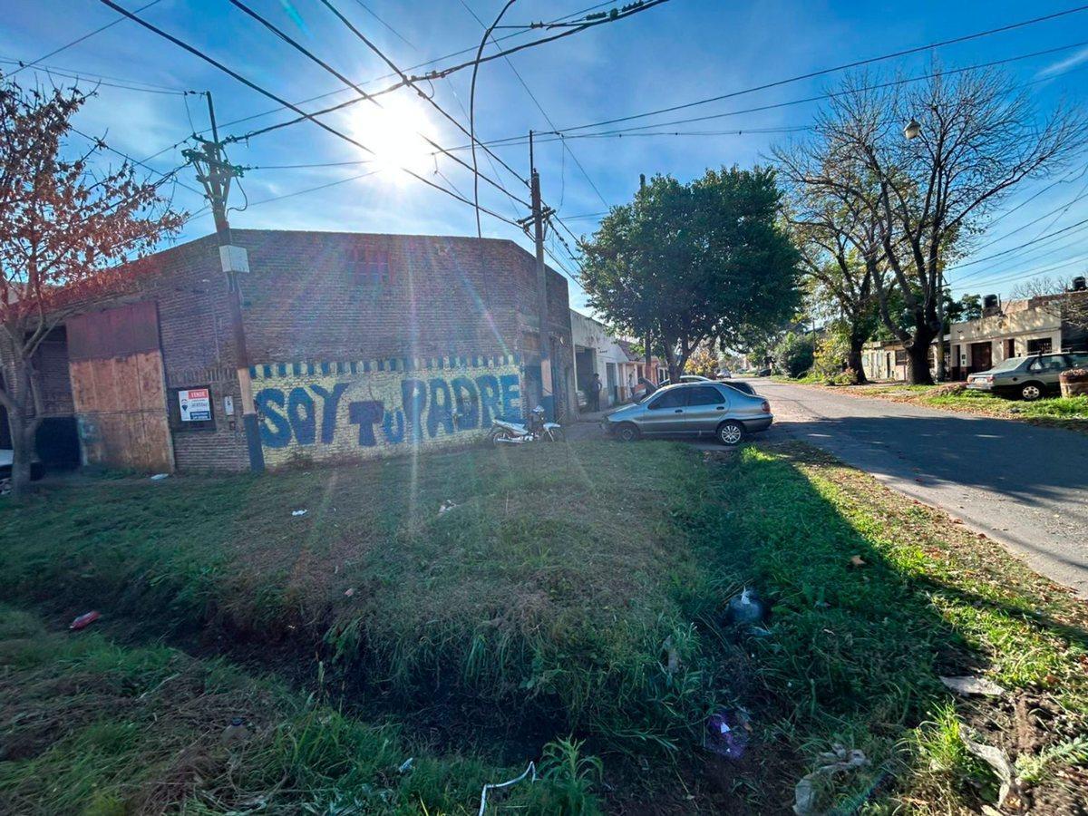 VENTA GALPON EN ESQUINA CON FOSA DOBLE INGRESO