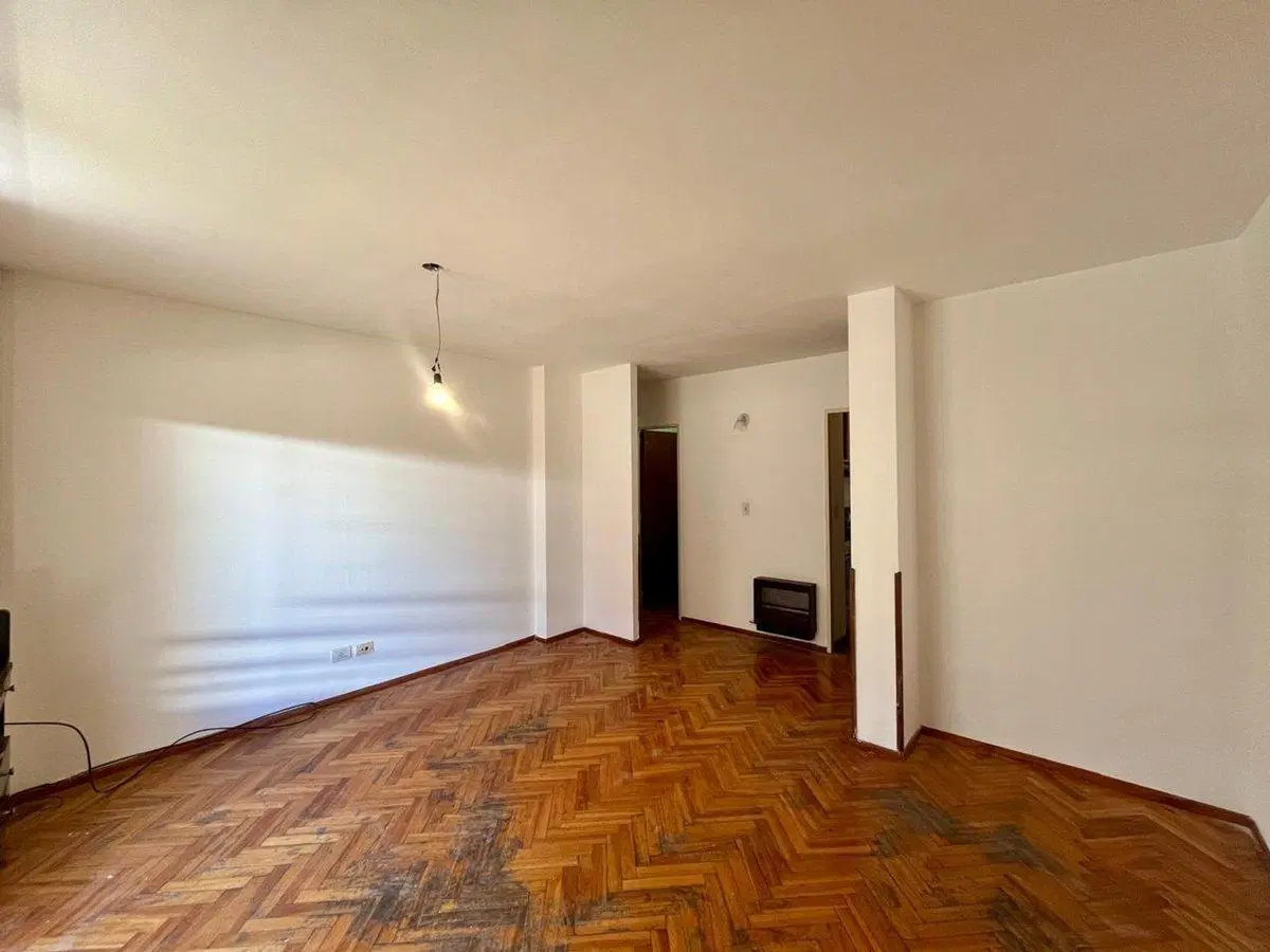 VENTA DEPARTAMENTO 2 DORMITORIOS ZONA RIO C BALCON 4