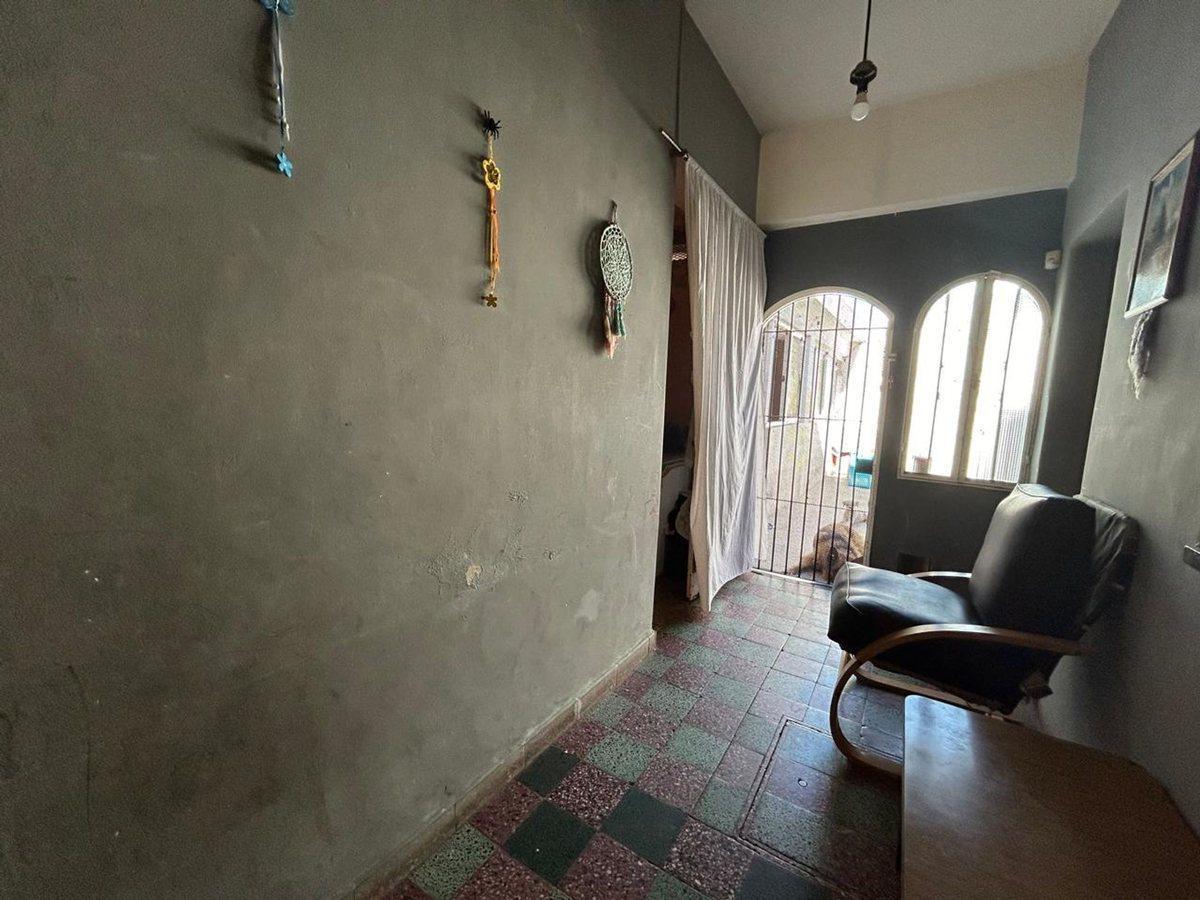 Foto de VENTA CASA 3 DORMITORIOS -COCHERA-PATIO. B. MATHEU, imagen 5