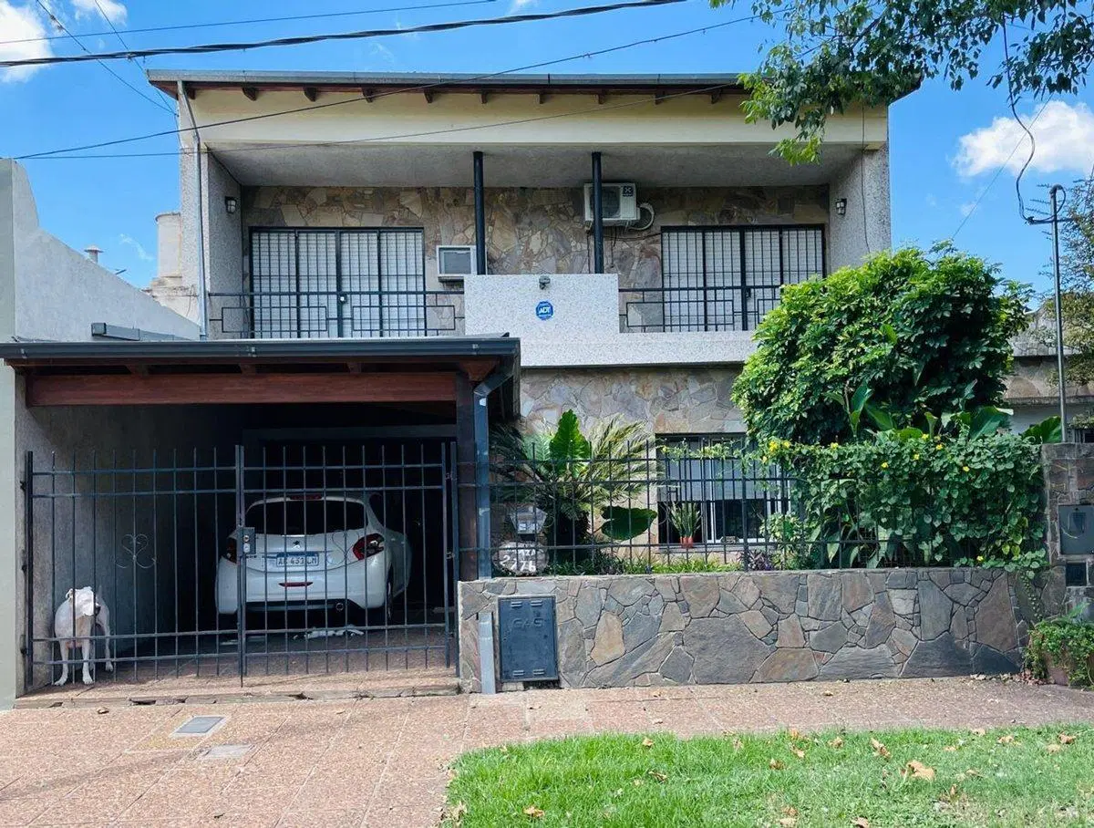 FLORIDA RIO VENTA CASA TRES DORMITORIOS 5