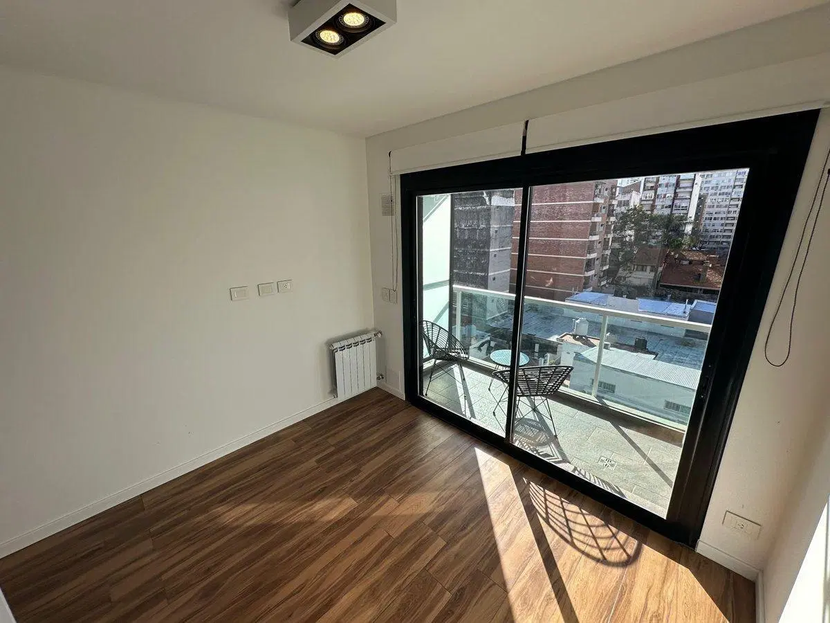 VENTA DEPARTAMENTO MONOAMBIENTE EN BARRIO MARTIN 4