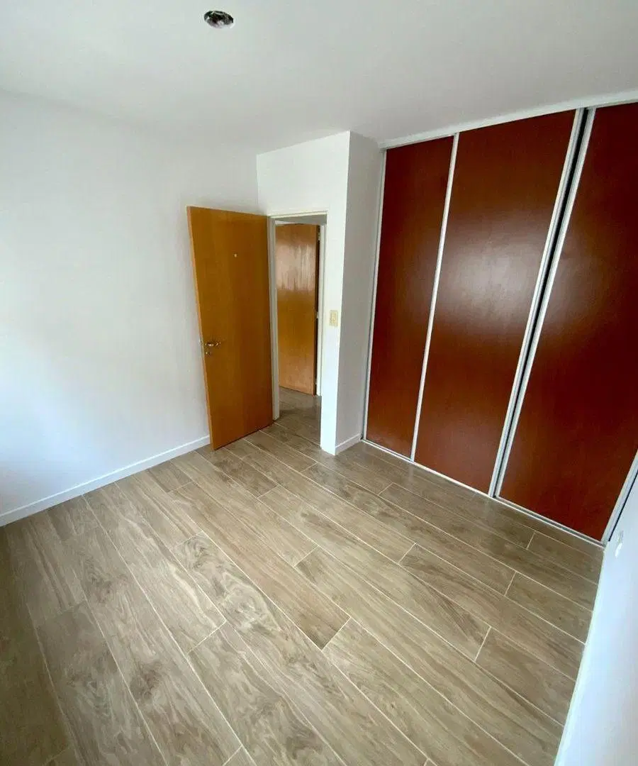 VENTA DEPARTAMENTO 3 DORMITORIOS - ZONA CENTRO 5