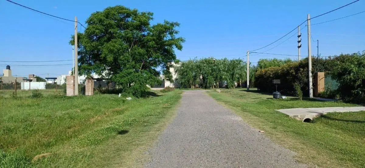 VENTA TERRENO EN FUNES TOWN 2