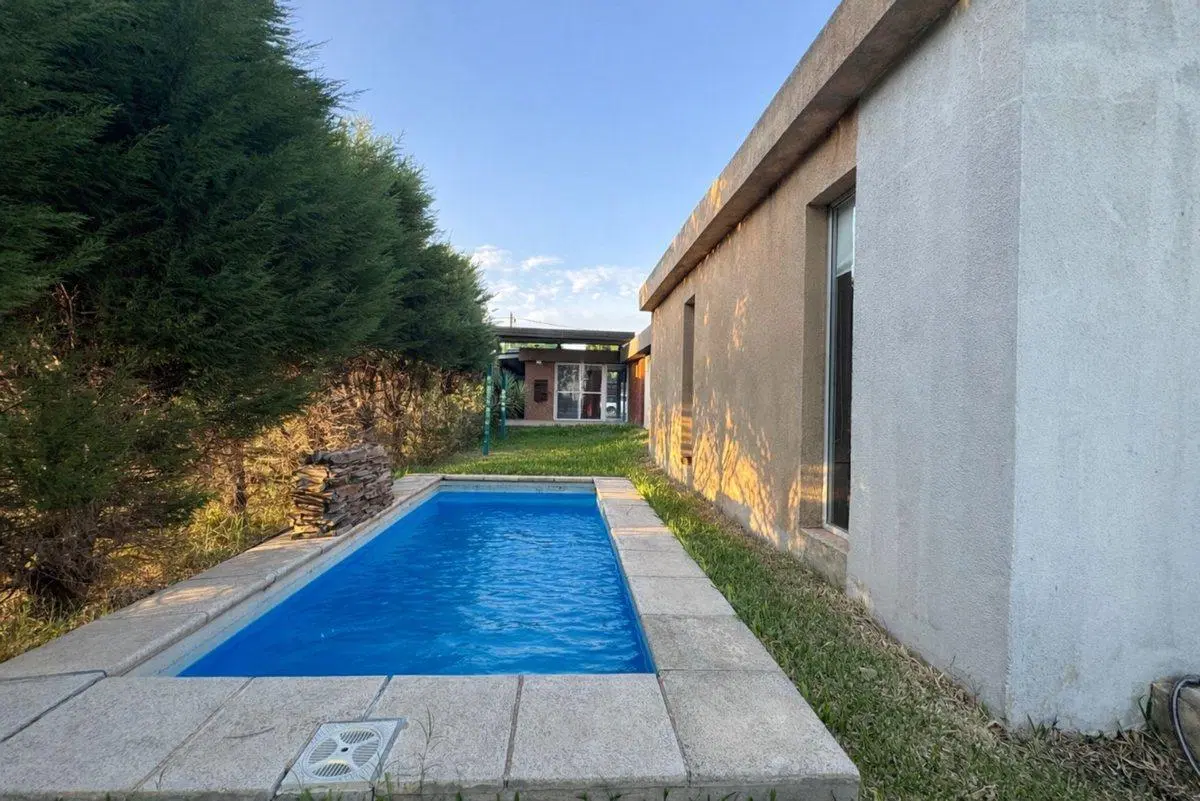 VENTA CASA EN BARRIO CERRADO LOGARITMO 2