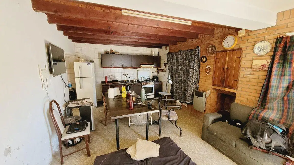 CASA EN VENTA 2 DORM - PATIO - EMPALME GRANEROS 5