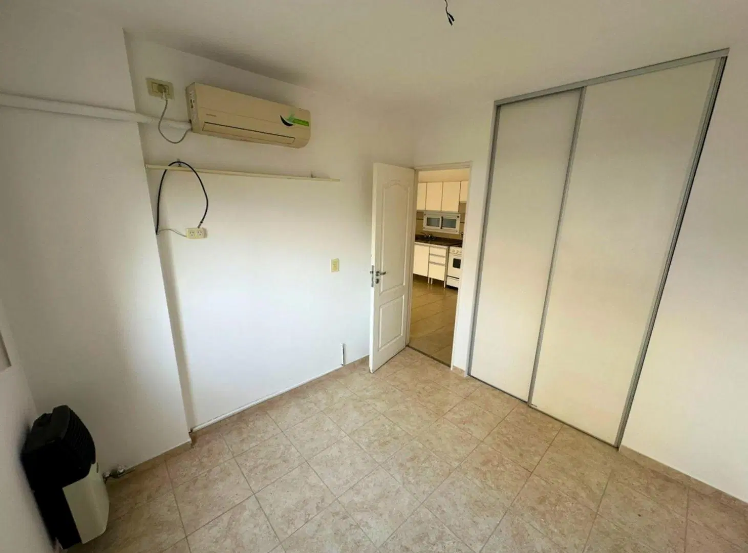 ALQUILER DEPTO 1 DORMITORIO CON BALCON. ASCENSOR 5