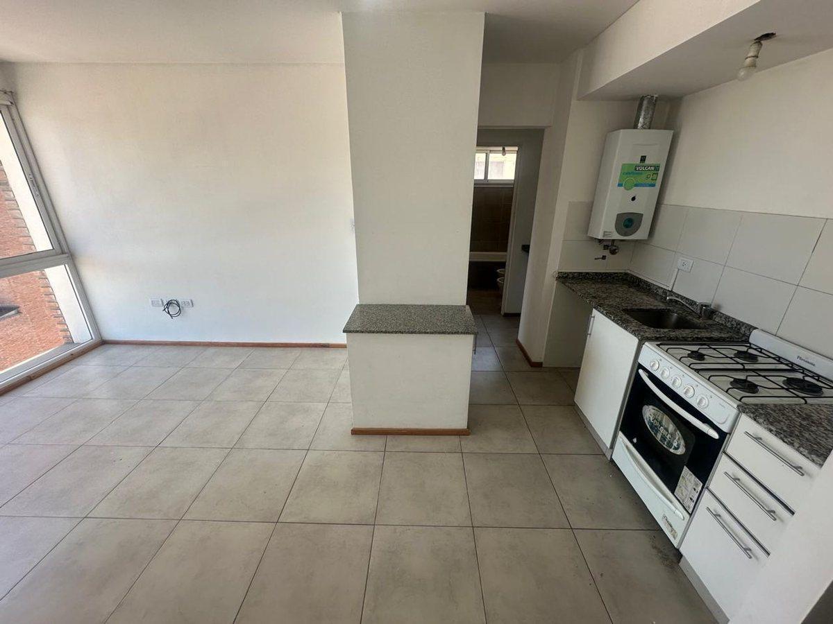 VENTA DEPARTAMENTO CON ASCENSOR ZONA FACULTADES