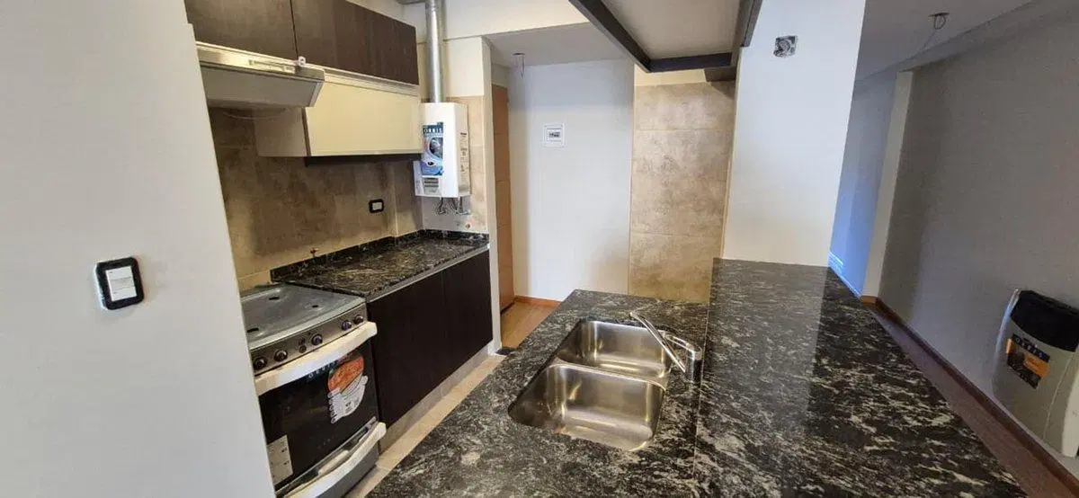 En Venta Departamento 1 Dormitorio. Zona Rio 5