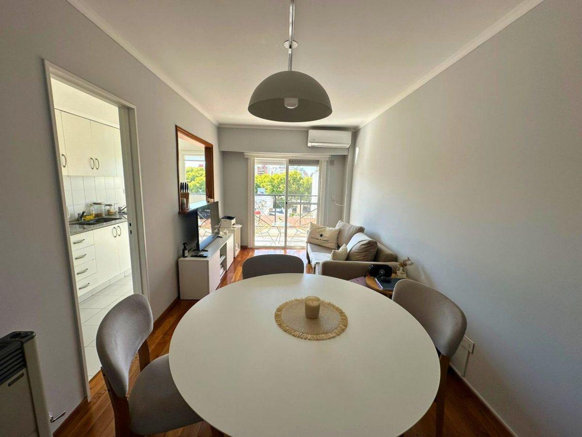 Foto de VENTA DEPARTAMENTO 1 DORMITORIO BALCON, PILETA, imagen 2
