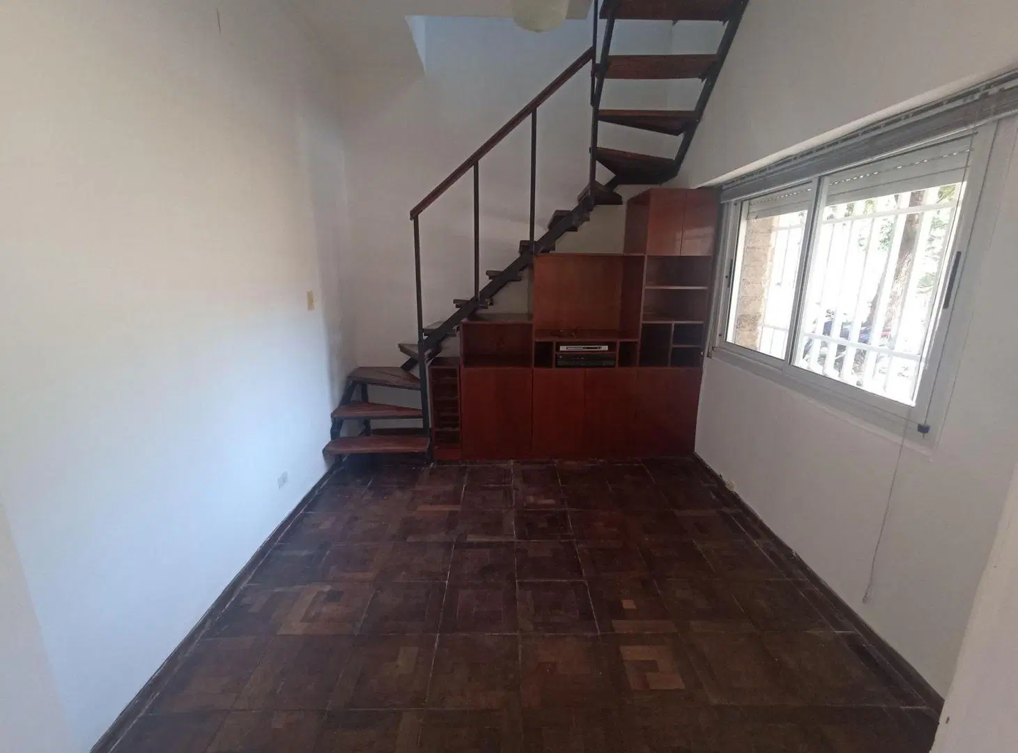 VENTA Casa de 3 dormitorios con patio y terraza. 5