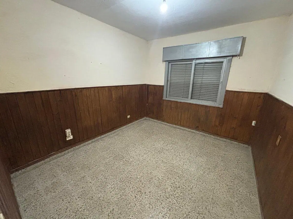 VENTA CASA DOS DORMITORIOS Y COCHERA ARROYO SECO 4