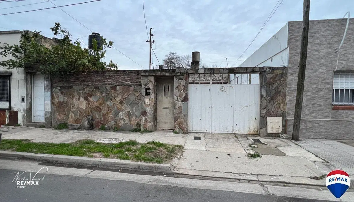 OPORTUNIDAD VENTA 3 DORMI A REFACCIONAR 2