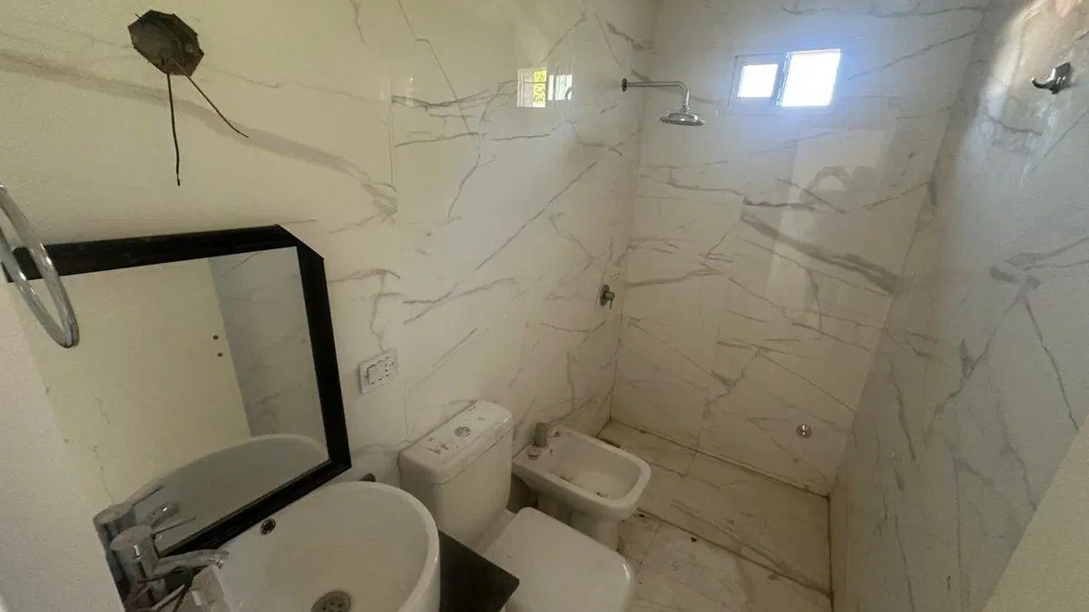 Casa de un dormitorio con terreno 7