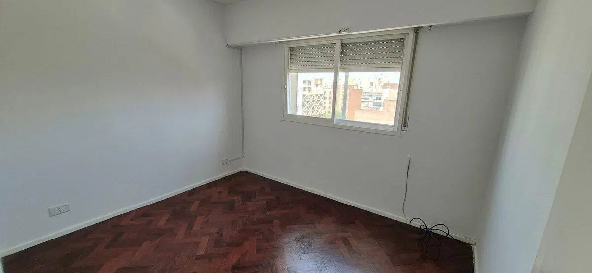 En Venta 3 Dormitorios con cochera. Centro Rosario 2