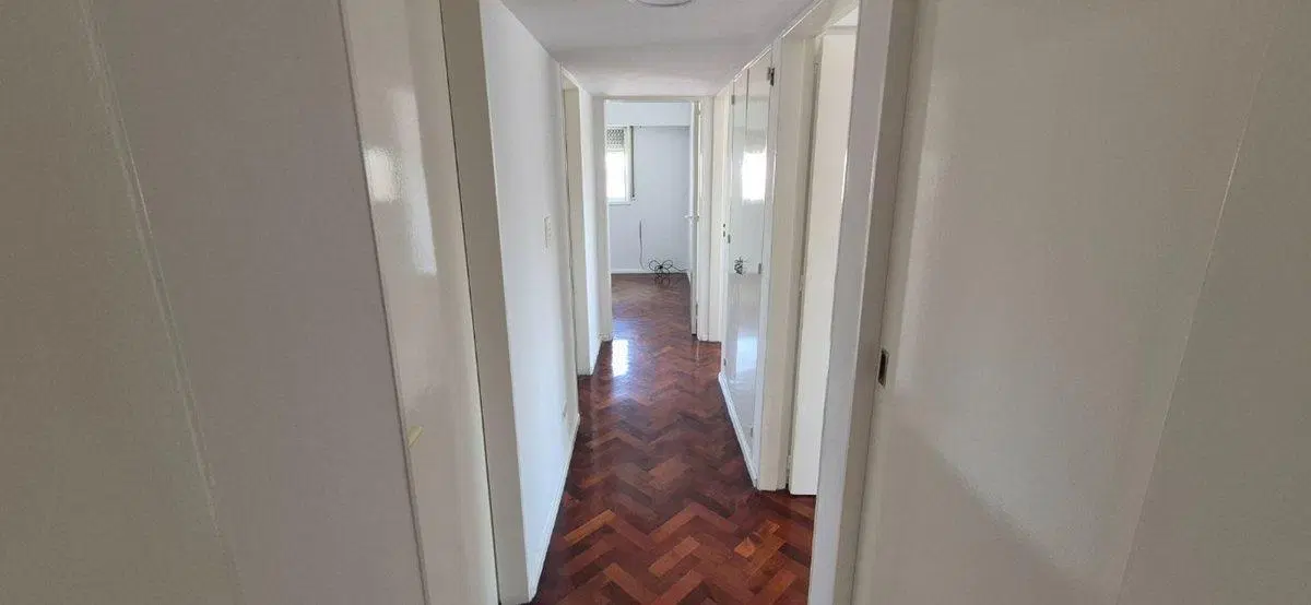 En Venta 3 Dormitorios con cochera. Centro Rosario 3