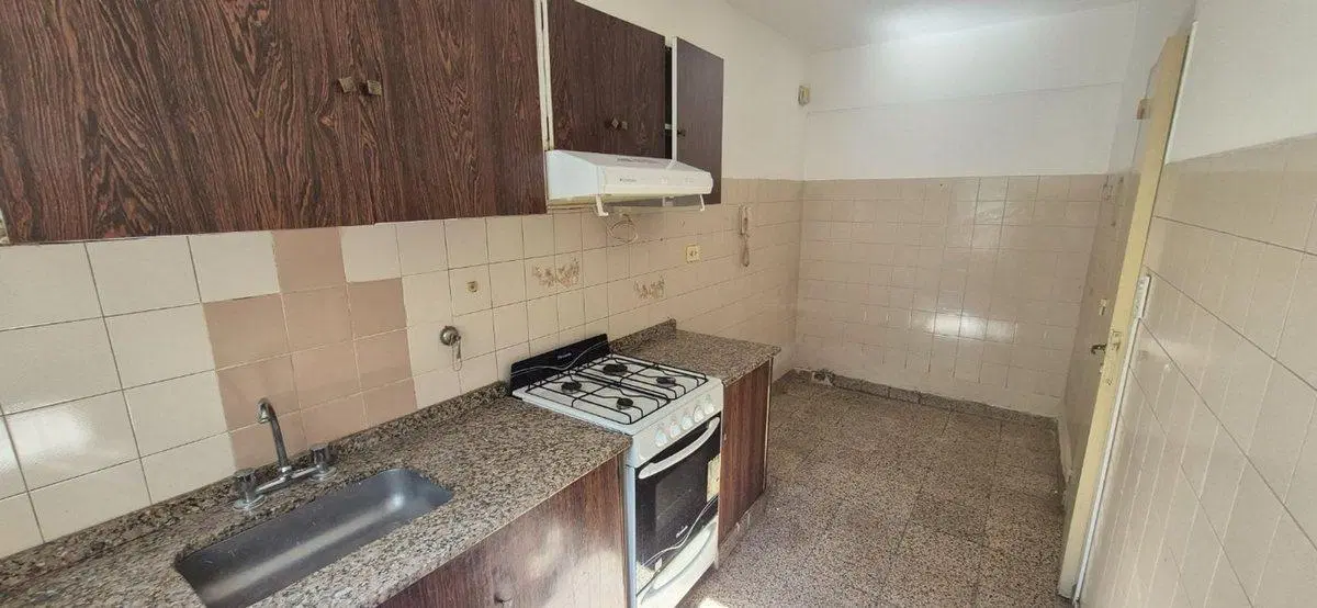 En Venta Dos Dormitorios c/Cochera Av Pellegrini 5