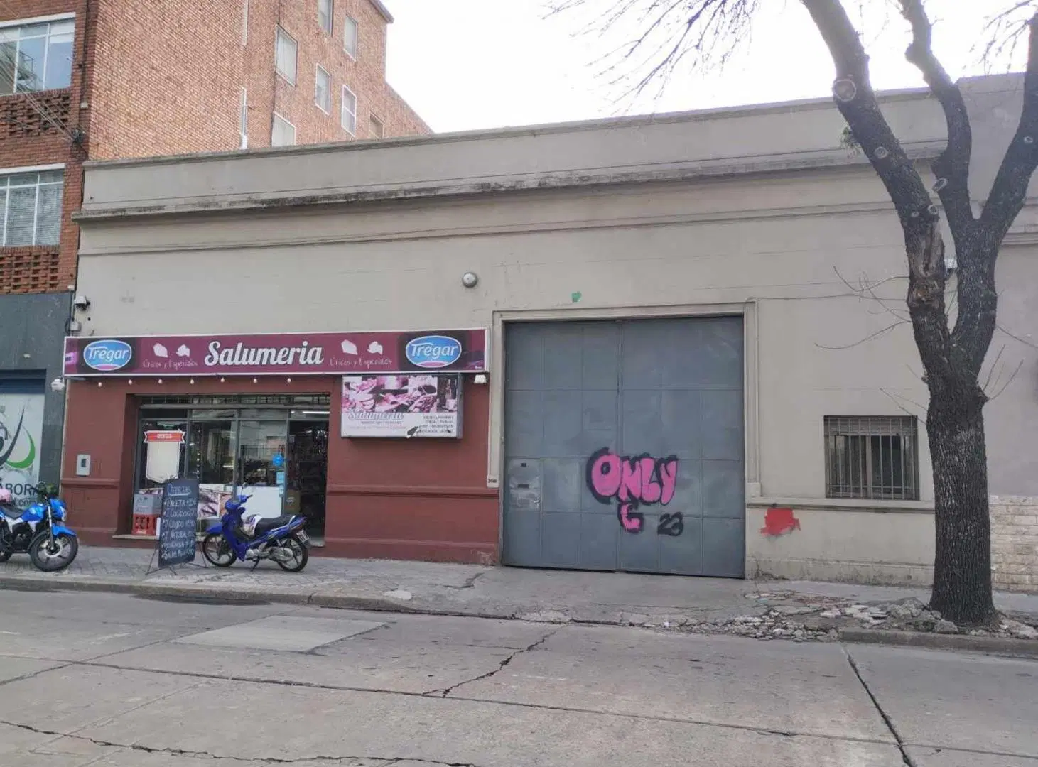 TERRENO EN VENTA DE 1080 M2 EN BARRIO LOURDES 5