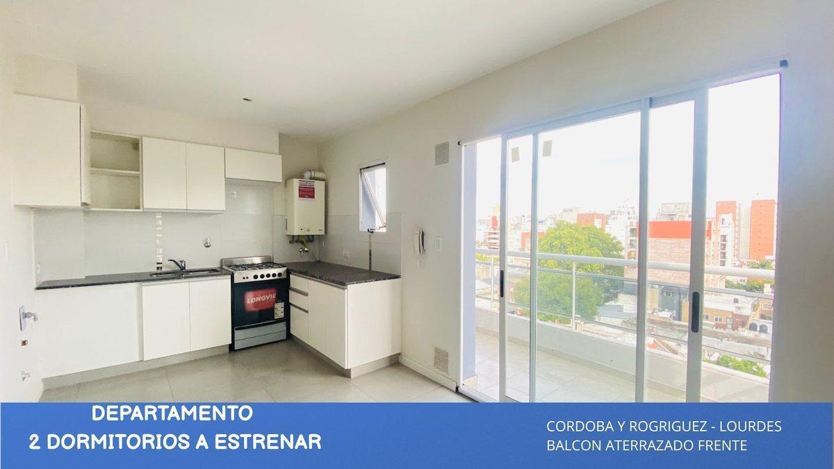 Foto de Dpto dos dormitorios c/cochera - Lourdes, imagen 2