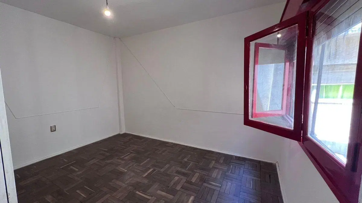 Venta Depto de 1 Dorm Santiago y 27 de Febrero 4