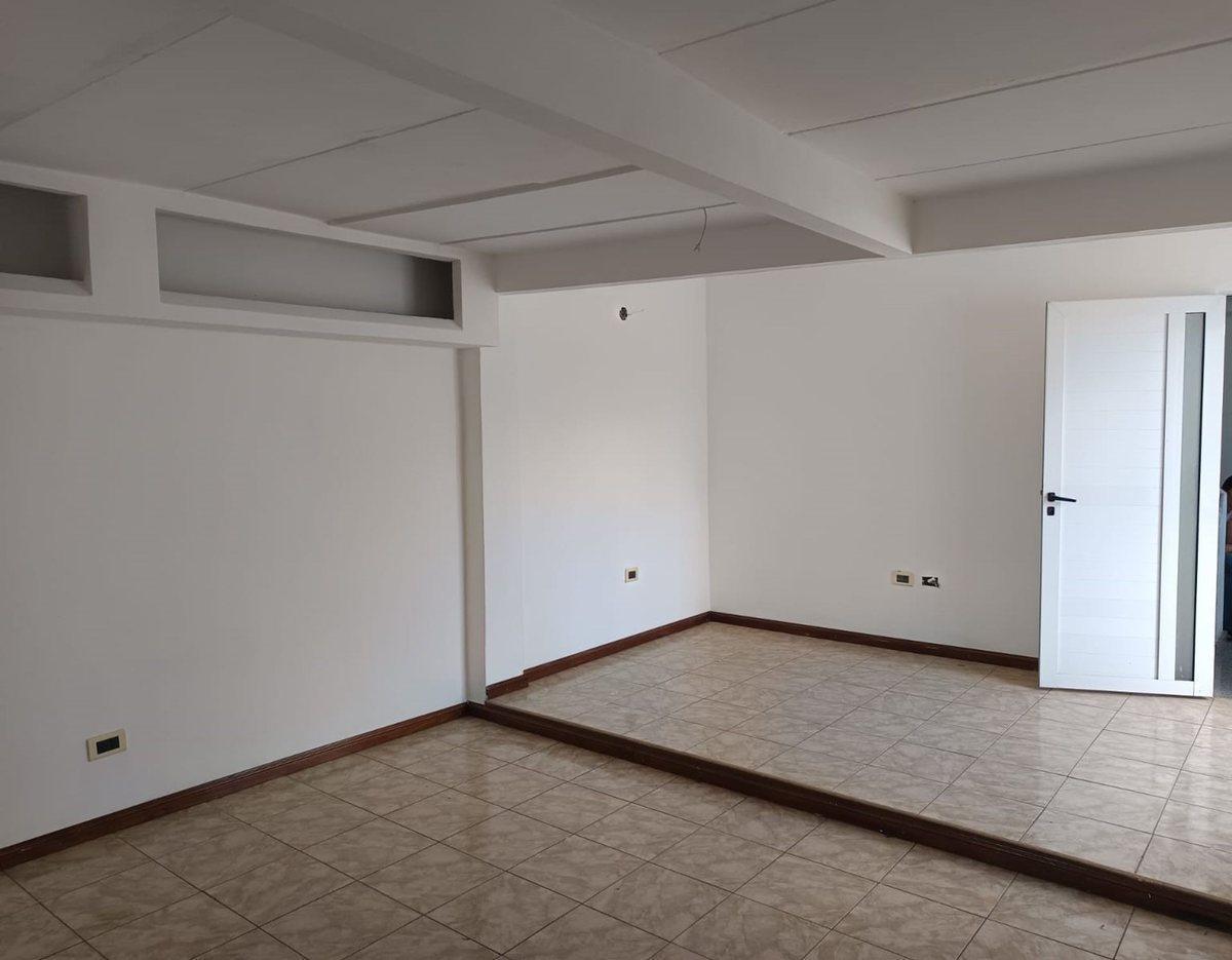 Foto de VENTA 2 DORM.CON TERRAZA EXCLUSIVA. ECHESORTU, imagen 2