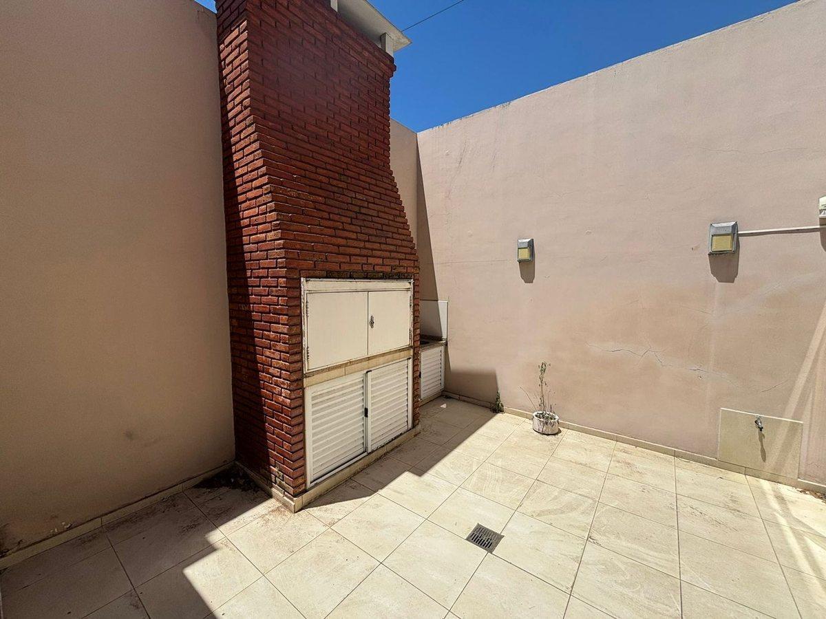 Foto de VENTA HERMOSA CASA EN ARROYITO 3 DORMITORIOS, imagen 4