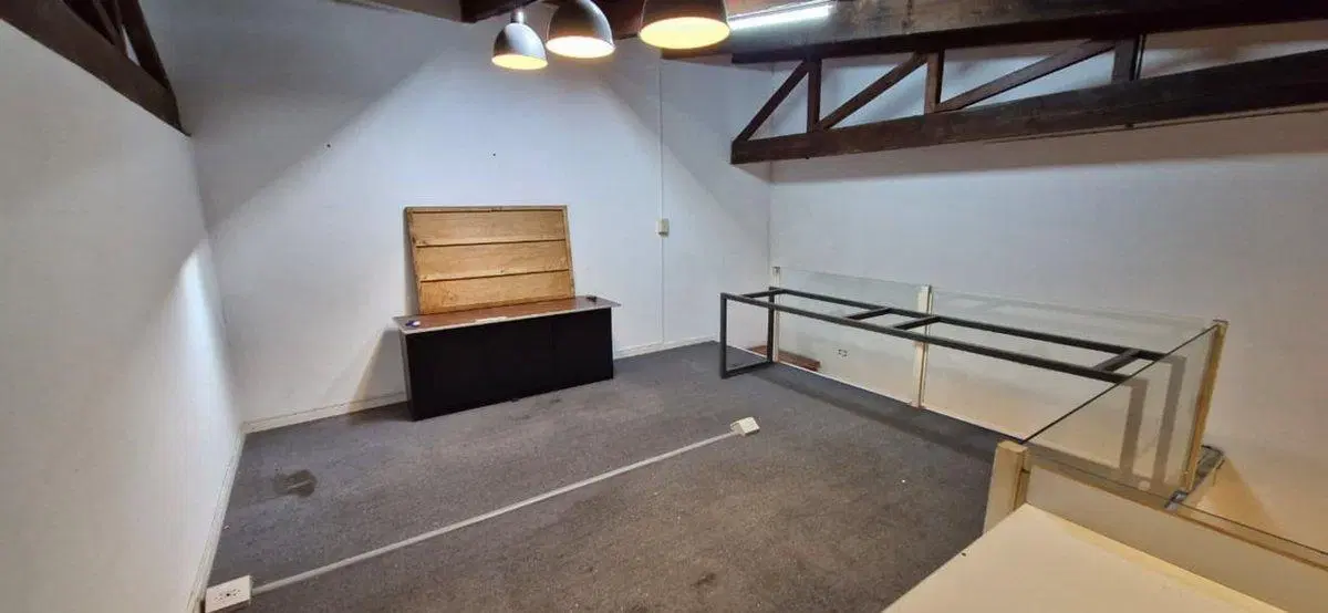 Oficina en venta en Peatonal Córdoba 5