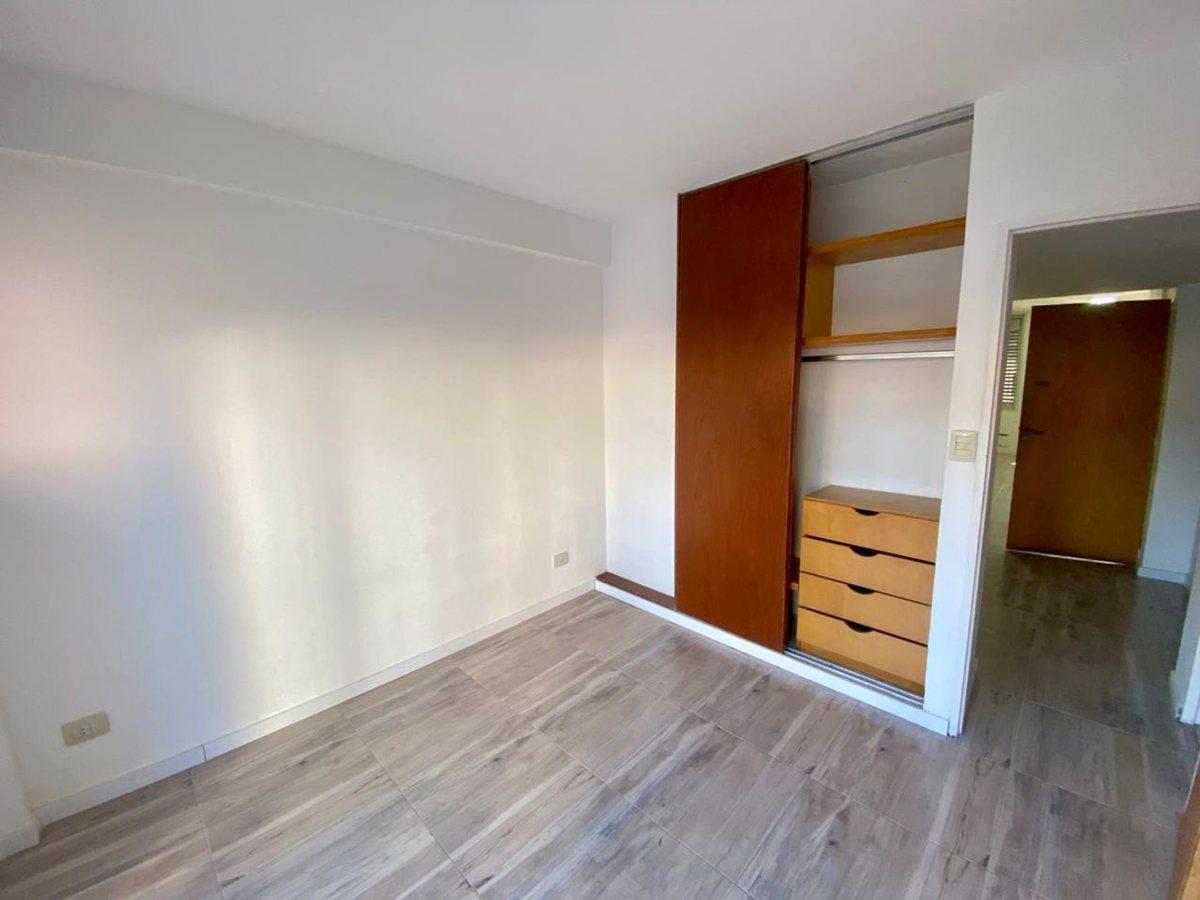 Foto de VENTA DEPTO 1 DORMITORIO DOBLE BALCÓN LOURDES, imagen 4